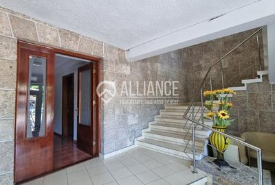 Hotel/Pensiune, de 19.642900466919 mp, în Central - 1