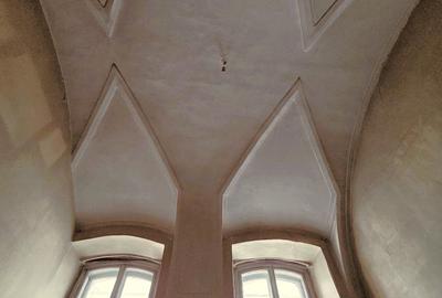 Apartament spectaculos  de vânzare în Palatul Teleki – Clădire monument  istoric - 4