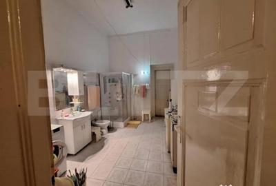 Apartament cu 5 camere semidecomandat în Central - 5