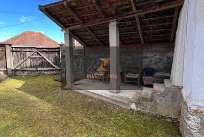 Casă cu 4 camere cu Teren 2328 Mp în Vadu Crișului - 11