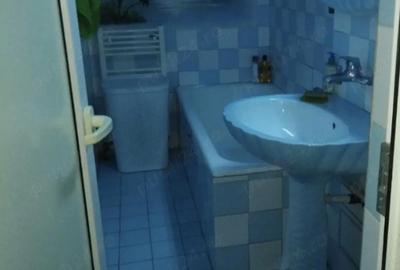 Apartament cu 3 camere decomandat în Central - 9