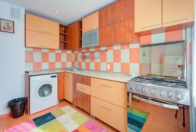 Apartament cu 2 camere decomandat, mobilat în Titan