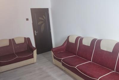 Apartament cu 2 camere semidecomandat în Petros