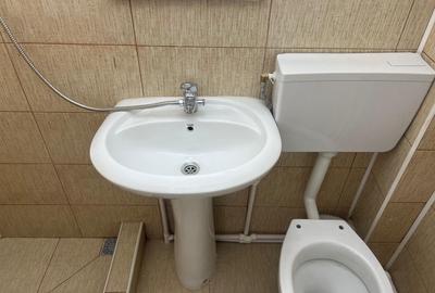 Garsonieră semidecomandată în Micro 19