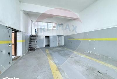 Spațiu comercial, de 200 mp, în Central