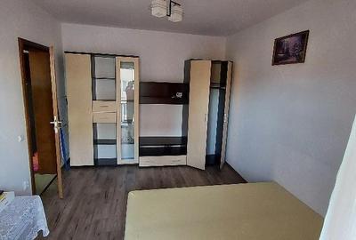 Garsonieră decomandată în Central - 2