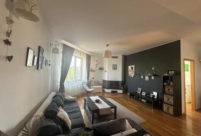 Casă individuală cu 8 camere cu Canalizare în Craiter - 10