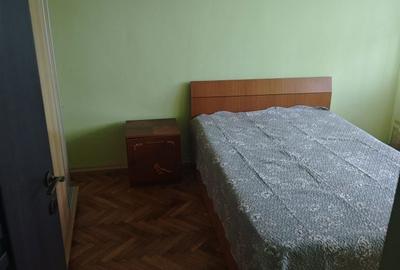 Apartament cu 3 camere semidecomandat în Vărsătura - 1