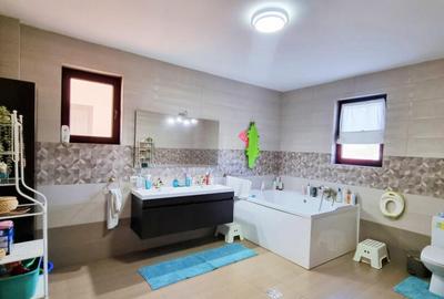 Casă cu 4 camere cu Canalizare în Ciorogârla - 17