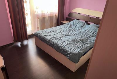 Apartament cu 3 camere decomandat în Central - 2