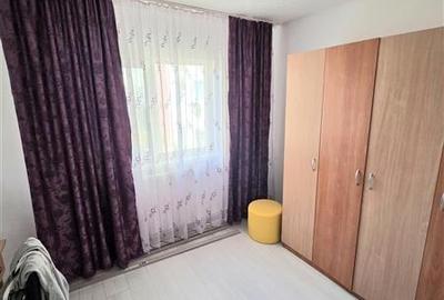 Apartament cu 3 camere decomandat în Sud - 9
