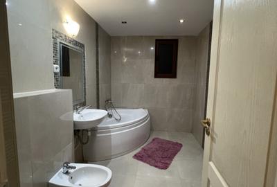 Apartament 3 Camere, 2 parcari ,3 balcoane, 68 mp, Zona Subcetate - 14