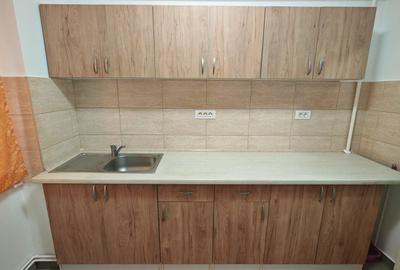 Apartament cu 3 camere inchiriere etaj 1 zona Doina - 1