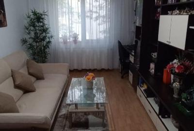 Particular, vând ap.3 camere, cu centrală termică de ap., Matei Ambrozie-Titan - 9