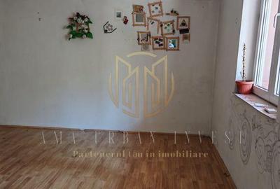 Eroii Revolu?iei Metrou casa singur curte 76000eur Eroii Revolu?iei Metrou casa singur curte 76000eur - 10