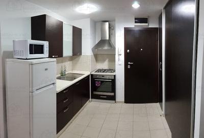 Apartament cu 2 camere semidecomandat, mobilat în Colentina