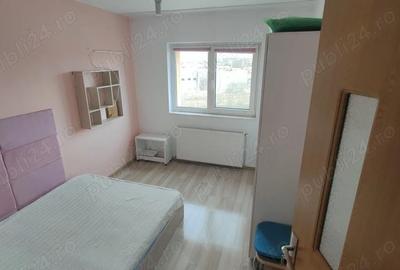 Apartament cu 3 camere decomandat în Florilor - 3