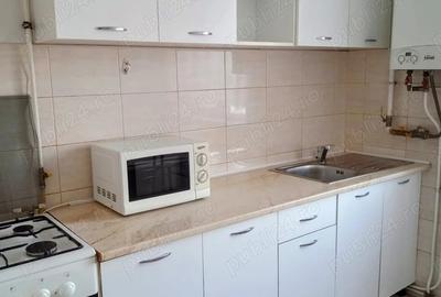 Inchiriez apartament 2 camere central Inchiriez apartament 2 camere central - 4