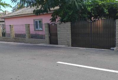Casă cu 4 camere cu Teren 3800 Mp în Sălcioara - 6