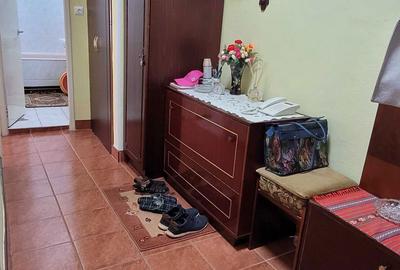 Apartament cu 2 camere decomandat în Intim - 8