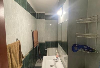 Apartament cu 4 camere decomandat în Central - 3