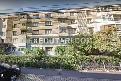 Apartament cu 3 camere în Central - 1