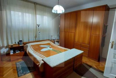Casă cu 7 camere semidecomandat cu Teren 1500 Mp în Grădiște