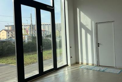 Spațiu comercial, de 70 mp, în Central - 2