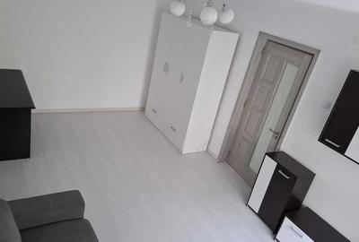 Apartament cu 2 camere decomandat în Rahova