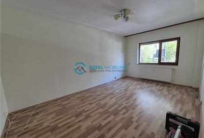 Apartament cu 3 camere decomandat, mobilat în Malu Roșu - 1
