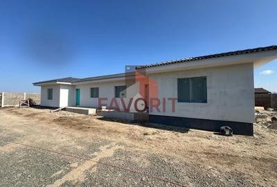 Duplex cu 3 camere cu Canalizare în Sânandrei - 1