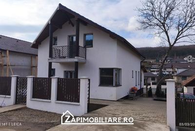 Casă individuală cu 4 camere în Sâncraiu de Mureș