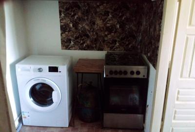 Inchiriez camera camin str Bresti