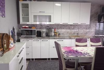 Casa la 6 km de Bistrita cu 25 ari de pamant - 1