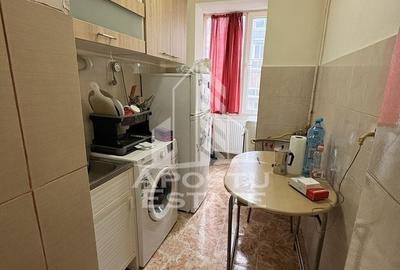 Apartament cu 1 camera, etajul 1 ,zona Blascovici - 3