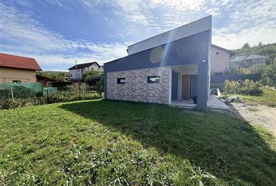 Casă individuală cu 5 camere cu Canalizare în Aeroport - 1