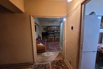 Apartament 3 camere , ultracentral, Calea Eroilor - 7