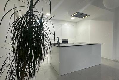 Casă cu Teren 720 Mp în Central - 8