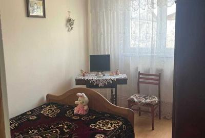 Apartament cu 3 camere semidecomandat în Breaza - 1