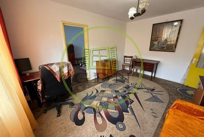 Apartament cu 2 camere semidecomandat, mobilat în Craiovița Nouă