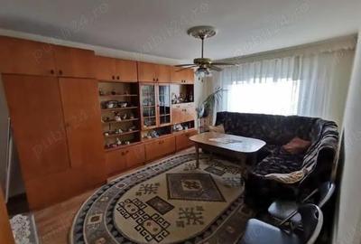 Apartament cu 3 camere,zona D-va Nord - 2