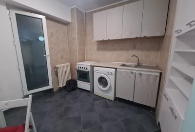 Garsonieră decomandată, mobilată în P-ța Muncii - 10