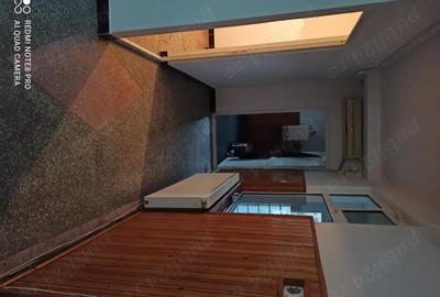 Spațiu comercial, de 67 mp, în Dacia - 5