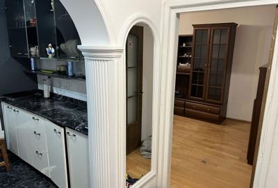 Apartament cu 3 camere decomandat în Fundeni - 1