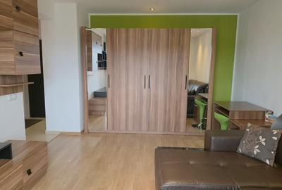 Garsonieră decomandată, mobilată în Tractorul - 19