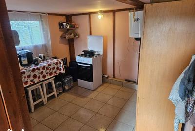 Casă cu 4 camere cu Teren 1054 Mp în Băiculești - 2