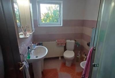 De vanzare casa P+E, la 3 min de Roman, teren 300 mp - 4