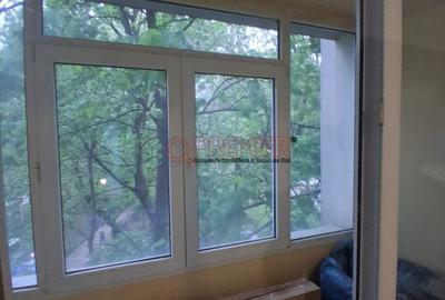 Apartament cu 3 camere decomandat în Giurgiului - 8