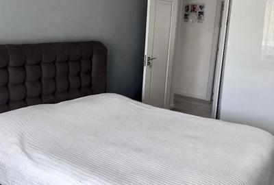 Apartament cu 3 camere decomandat în Ostroveni - 2
