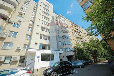 De vanzare - Apartament 4 camere decomandat - ultracentral zona Dacia - 24